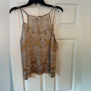 Large Forever 21 Razorback shirt